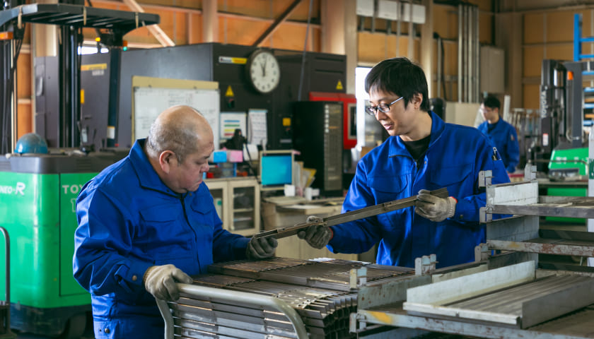 輸送用機器の部品製造など板金金属加工・機械加工のことなら当社にお任せください